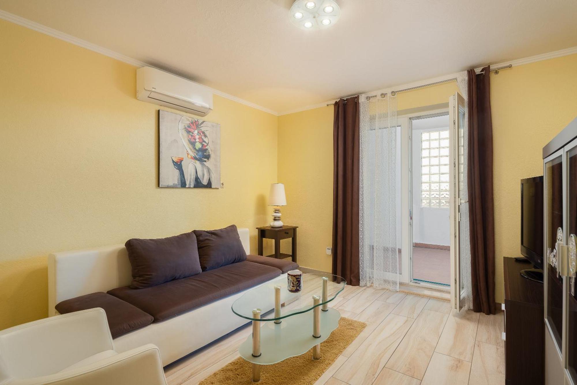 Perla - 2 Min To The & Free Parking Apartment *