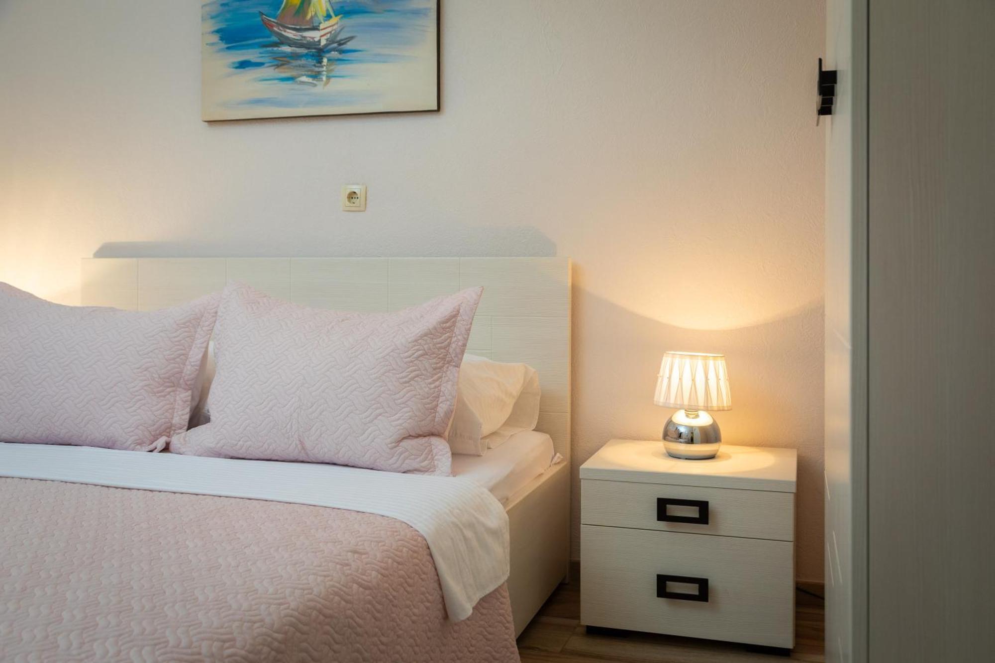 Perla - 2 Min To The & Free Parking Makarska