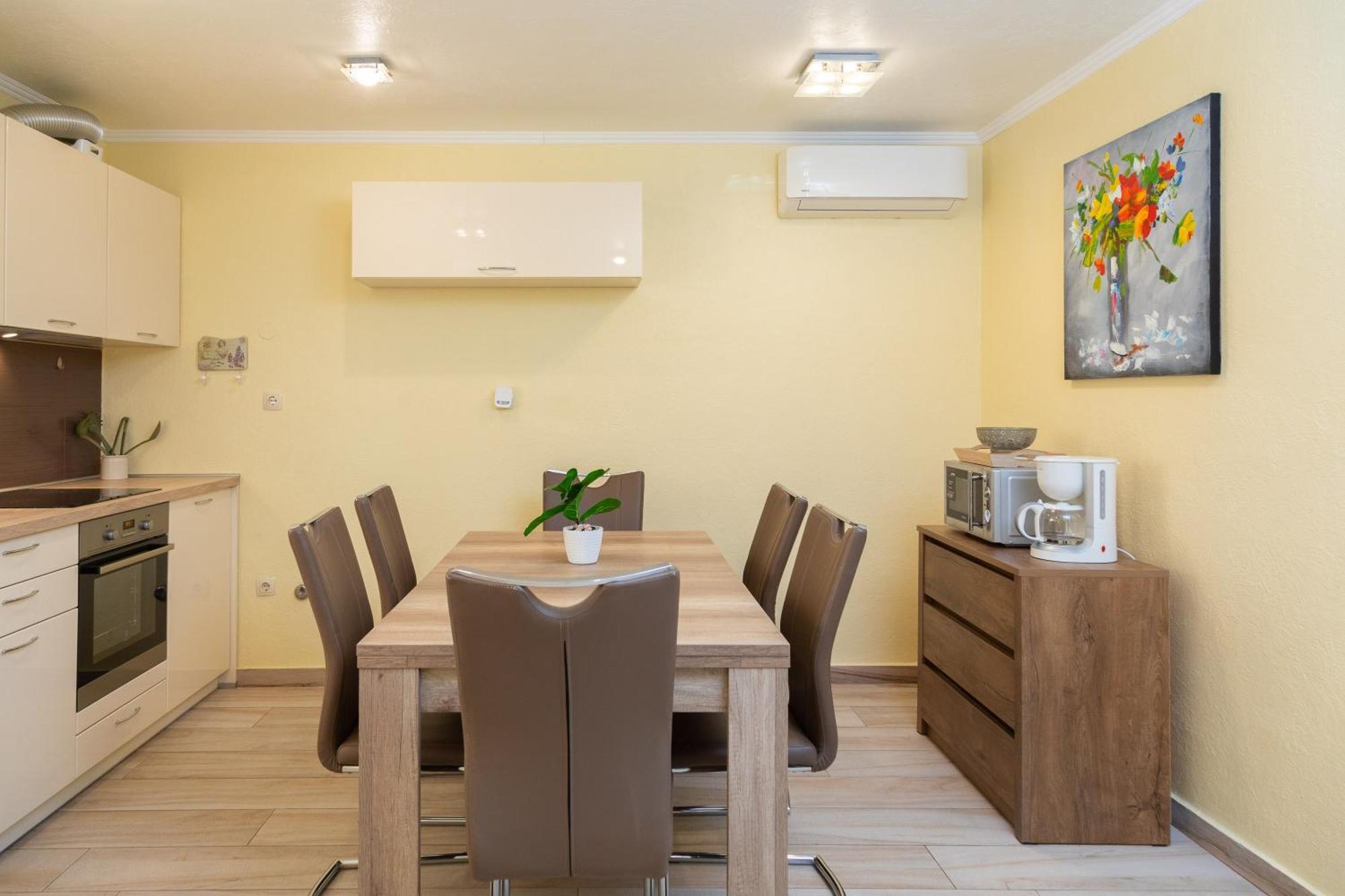 Perla - 2 Min To The & Free Parking Apartment *